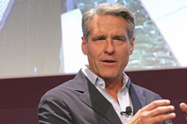 11 CEO di Fortune 500 che hanno scalato la vetta partendo dall’ingresso 11 CEO di Fortune 500 che hanno scalato la vetta partendo dall'ingresso