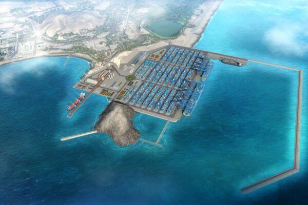 Il mega porto cinese del Perù: pronto a rivoluzionare il trasporto container. Peru's Chinese-built mega port set to revolutionize container shipping