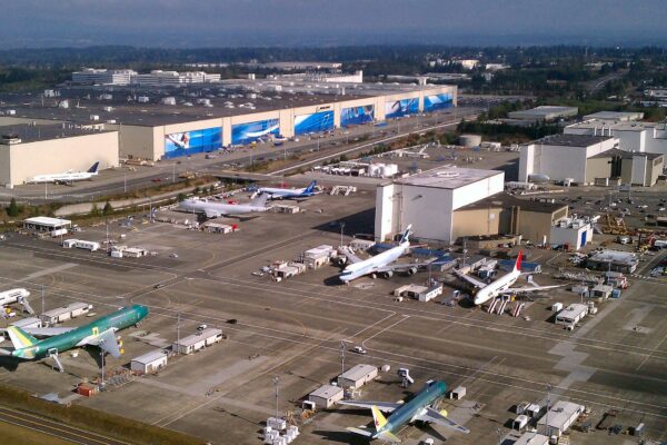 Sindacato in sciopero in discussioni indirette attive con Boeing per tentare di raggiungere un accordo